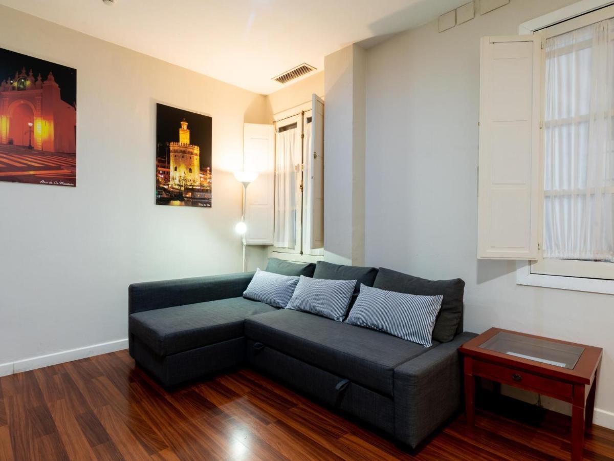 Holi-Rent Lumbreras Apartment Sevilla Exterior foto