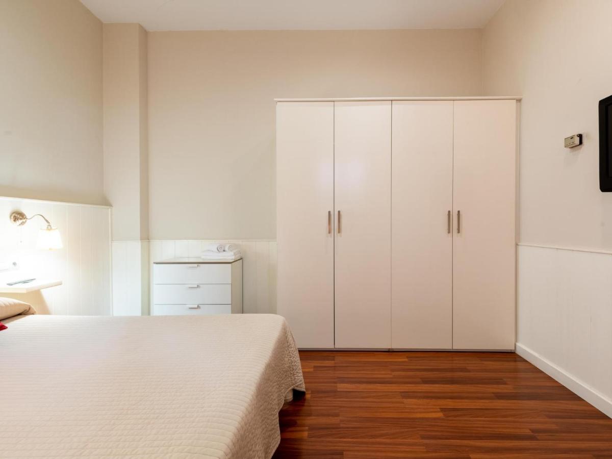 Holi-Rent Lumbreras Apartment Sevilla Exterior foto